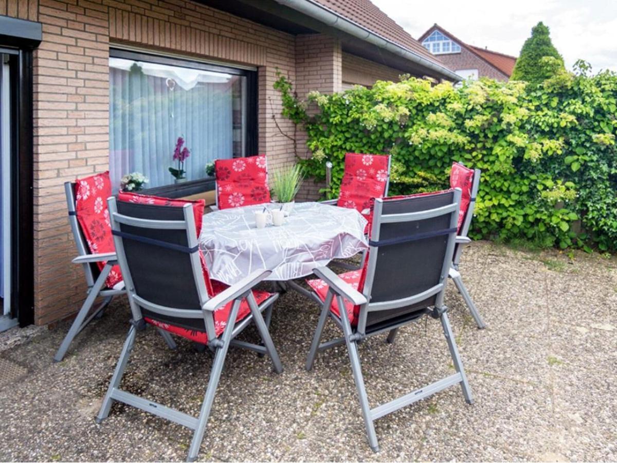 Cozy Terraced House Near The Beach Dornumersiel Bagian luar foto
